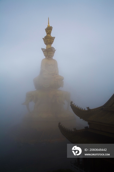 峨眉山