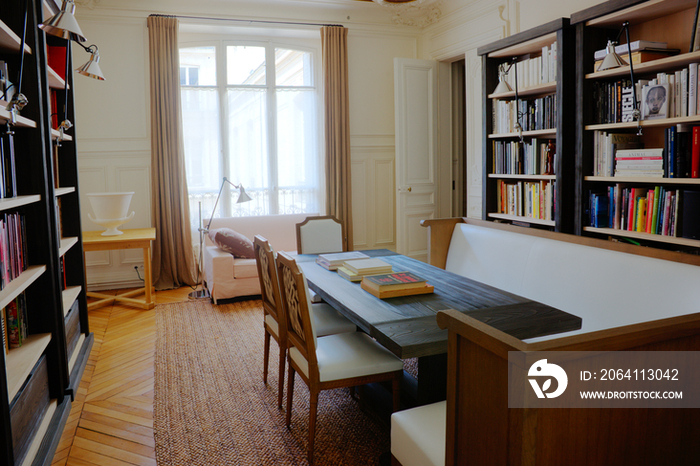 Table and chairs in study room