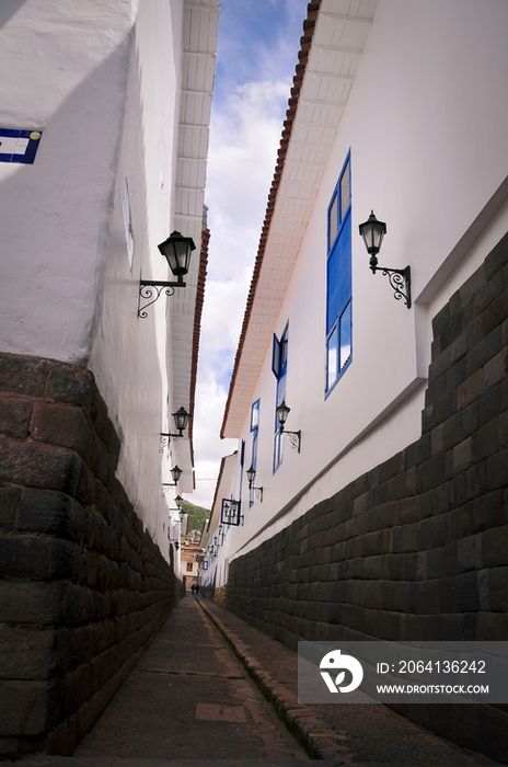 Narrow street in Cuzco