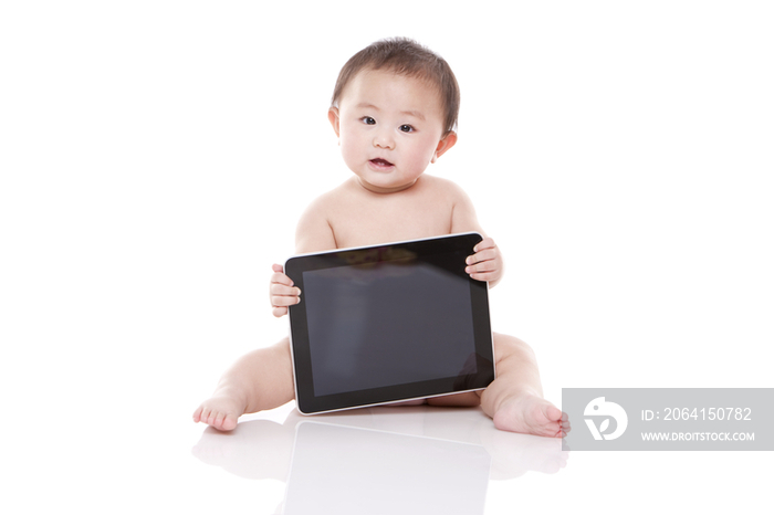 婴儿和平板电脑