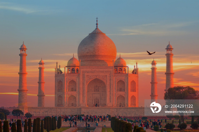 Taj Mahal at sunset - Agra, India