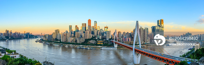 现代大都市天际线，中国重庆，重庆全景。