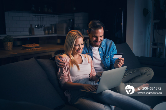 Husband and wife shopping online