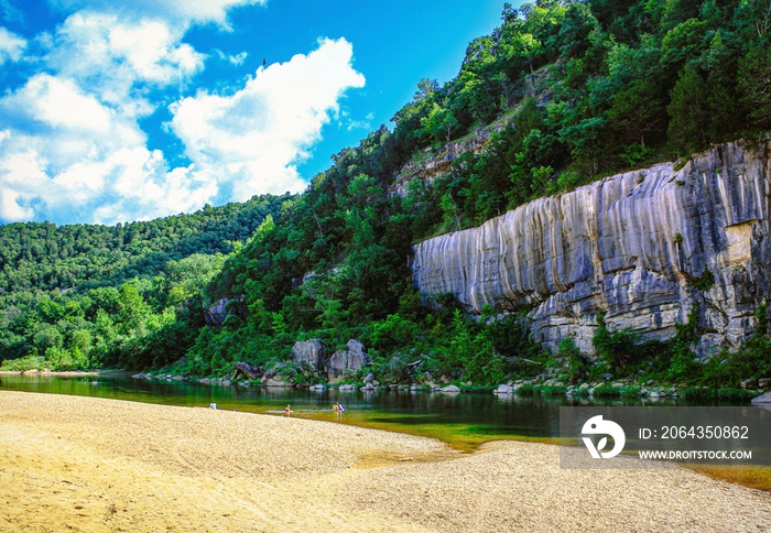 Buffalo river in the Arkansas forest