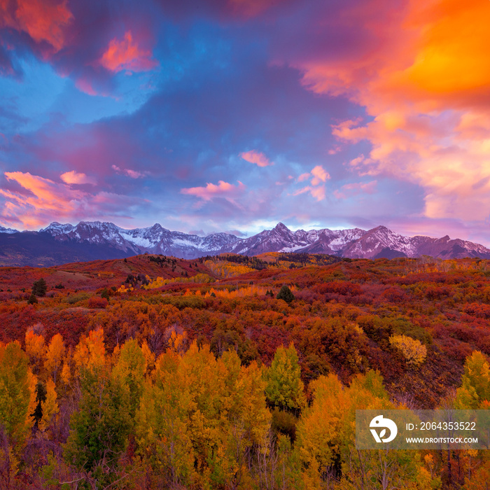 Dramatic sunrise over the Dallas Divide in Colorados San Juan Mountains