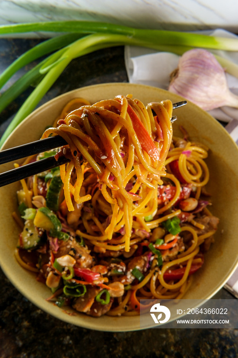 泰国花生酱Lo Mein