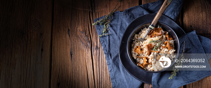 Kaszotto- polish risotto from barley groats with mushrooms