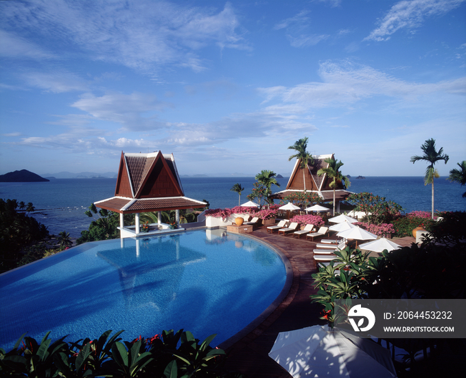 Thailand, Koh Samui, Baan Taling Ngam Resort, pool overlooking the sea