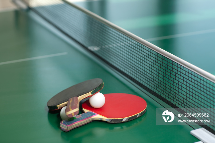 Table tennis rackets and ball