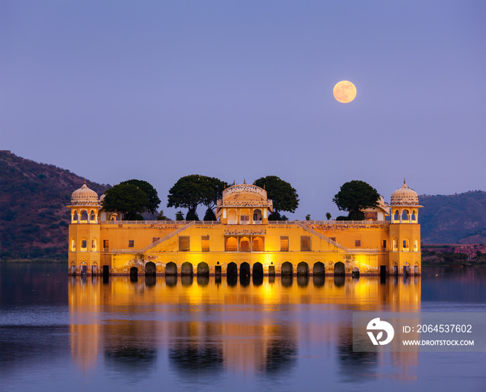 Jal Mahal(水宫)。斋普尔，拉贾斯坦邦，印度