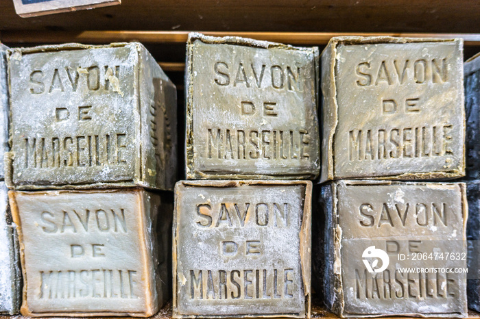 法国马赛传统肥皂或Savon de Marseille