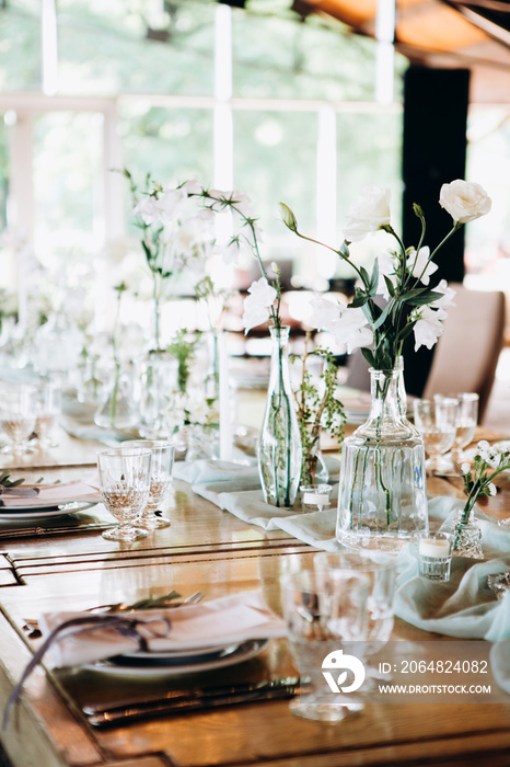 Wedding table setting and decoration