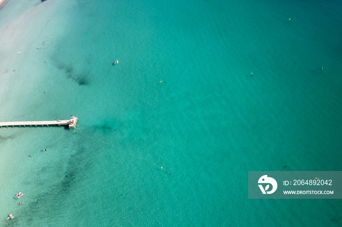 西班牙马略卡岛海滨、西班牙和海滩的静态无人机照片
