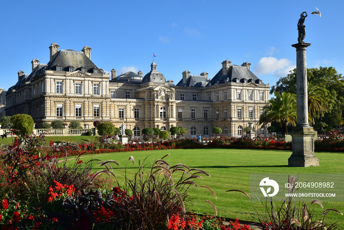 Jardin et palais du Luxembourg à Paris, France