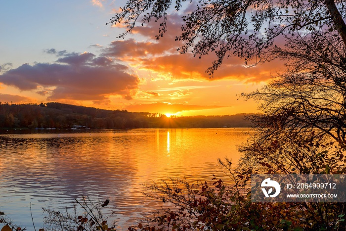 Sonnenuntergang am See