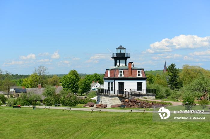 Colchester Reef Light was a antique lighthouse at Colchester Point in Lake Champlain. Now it was mov
