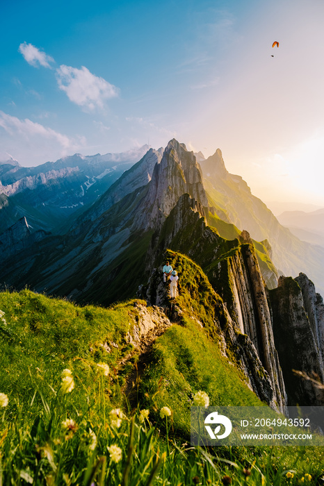 沙弗勒山脊瑞士阿尔卑斯山，瑞士阿彭策尔，雄伟的沙弗勒陡峭山脊