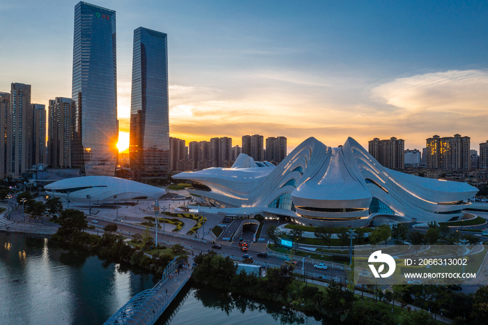 航拍湖南长沙梅溪湖公园夜景风光