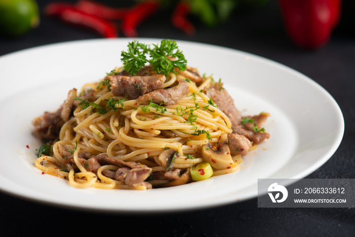 spaghetti with iberico pork