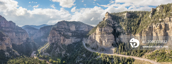 Panorama Scenic drive through Cedar Canyon - highway 14 - Utah