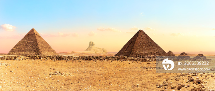 The Great Sphinx between the Pyramids, panorama shot, Giza, Egypt