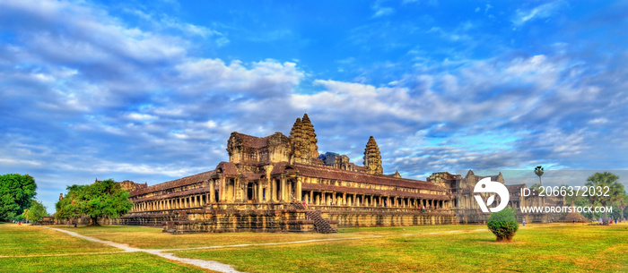 Angkor Wat Main Temple at Siem reap, Cambodia