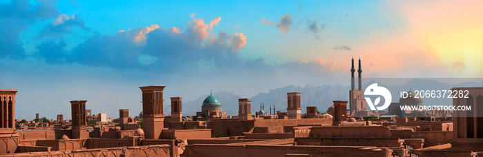 Historic City of Yazd with famous wind towers - YAZD, IRAN  M