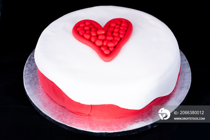 Valentines day heart decorated cake