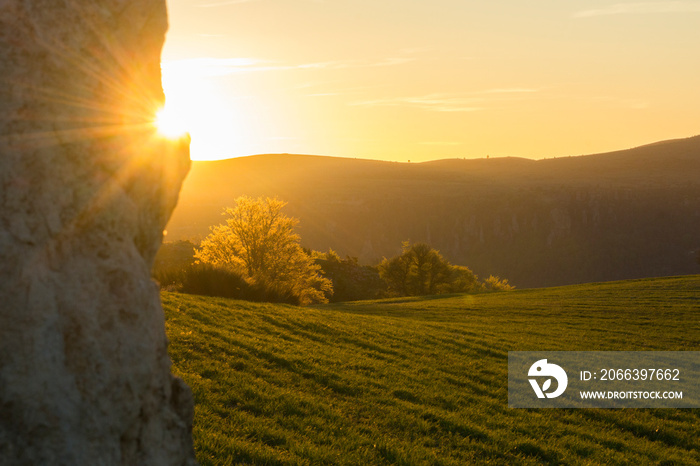 Coucher de soleil à la campagne