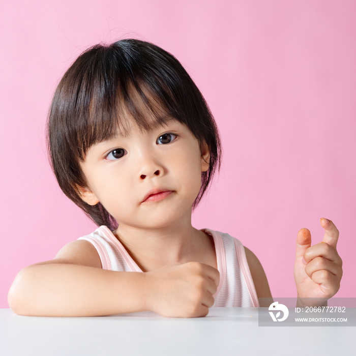 可爱的小男孩肖像