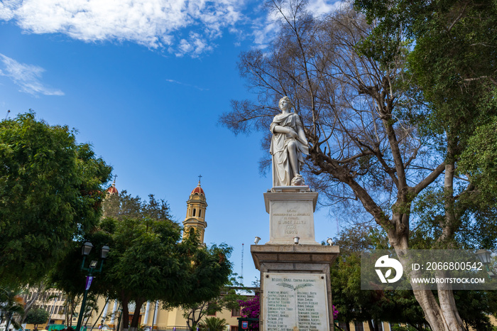 Beautiful statue in the center of the square in the city of Piura, north of Peru.