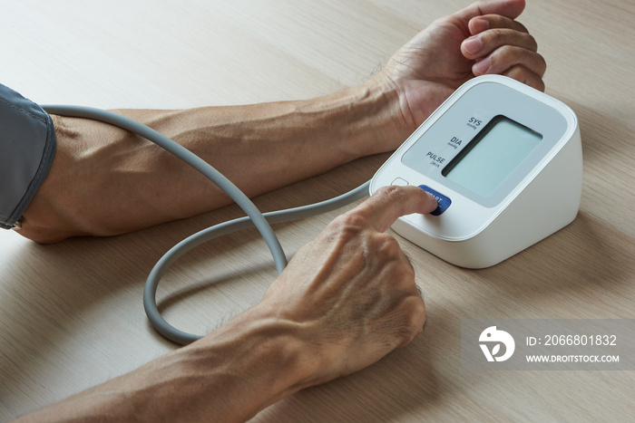 Self measurement of blood pressure at home