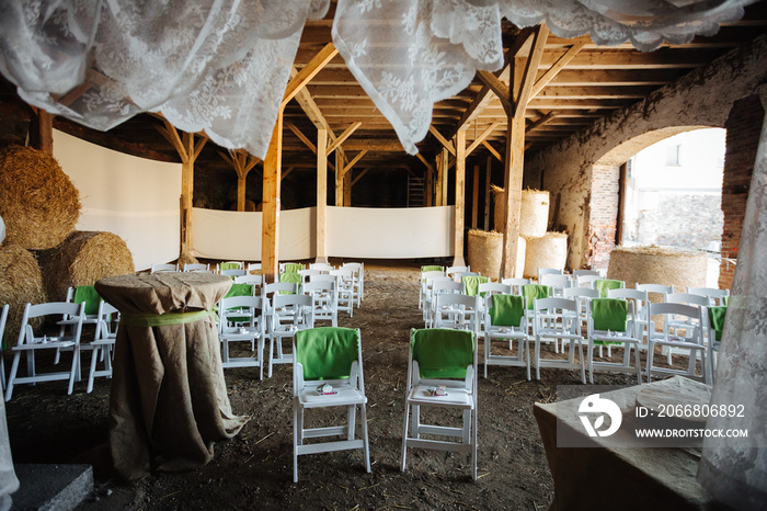 wedding location in a barn