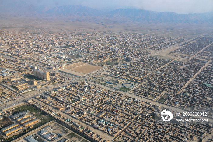 Blick auf Masar-e Sharif in Afghanistan