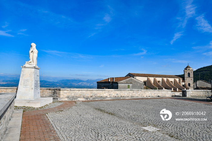 A monument to women in a square of a medieval town in the province of Frosinone.