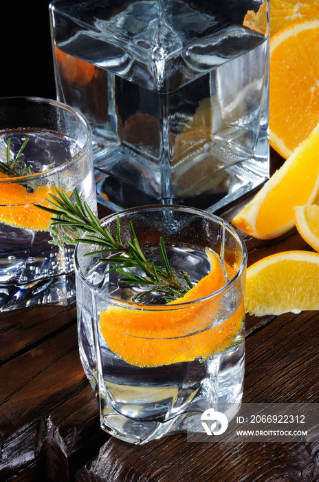 Classic Dry Gin with tonic and orange zest