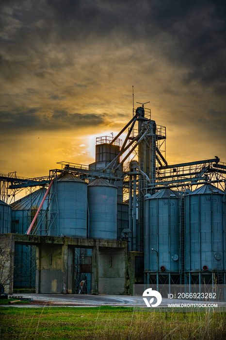 agricultural silos buildings storage of corn