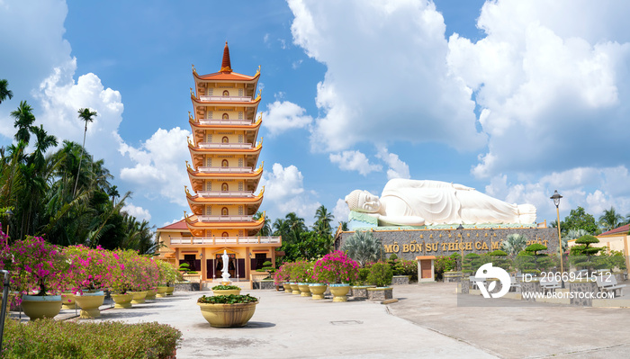 The relics tower in Vinh Trang temple complex. This is one of the largest pagodas in the Mekong Delta in My Tho, Vietnam