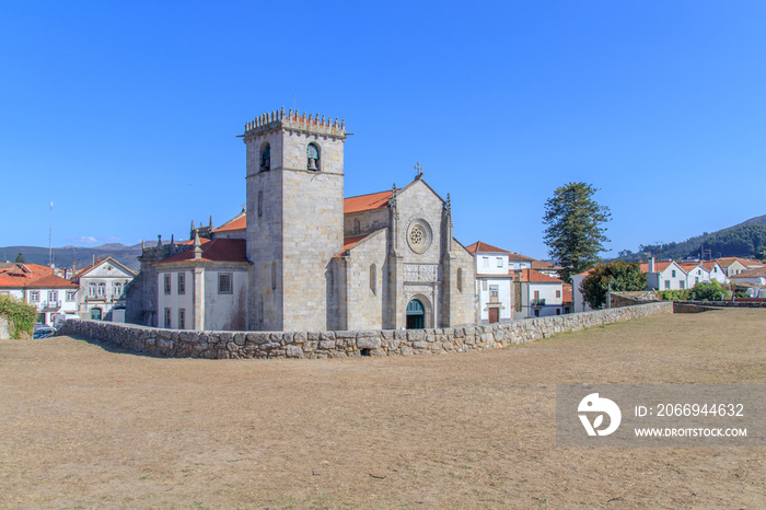 Vista da Igreja Matriz de Caminha em Portugal