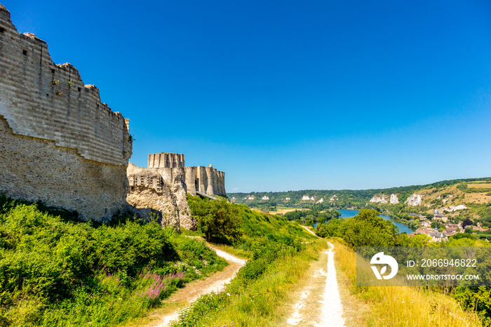 Unterwegs im wunderschönen Tal der Seine am Château Gaillard - Les Andelys - Normandie - Frankreich