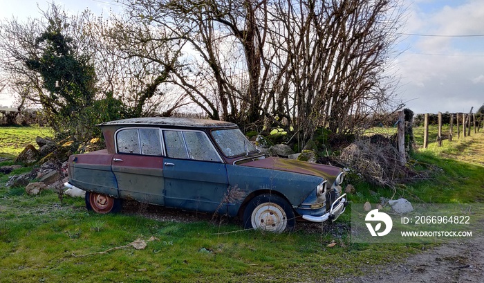 old abandoned car