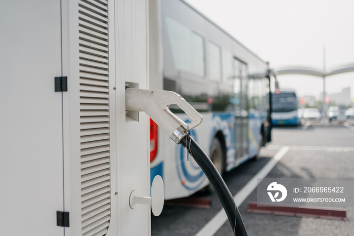 bus charging in station