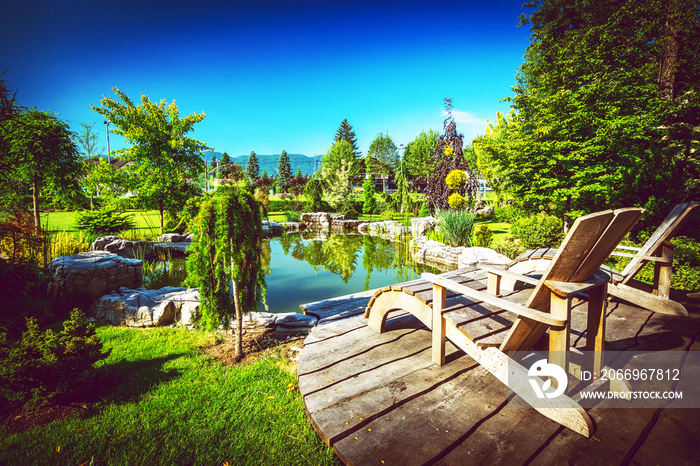 Garden Backyard Pond with Adirondack Chair Set