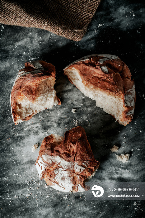 some pieces of a kamut wheat bread loaf