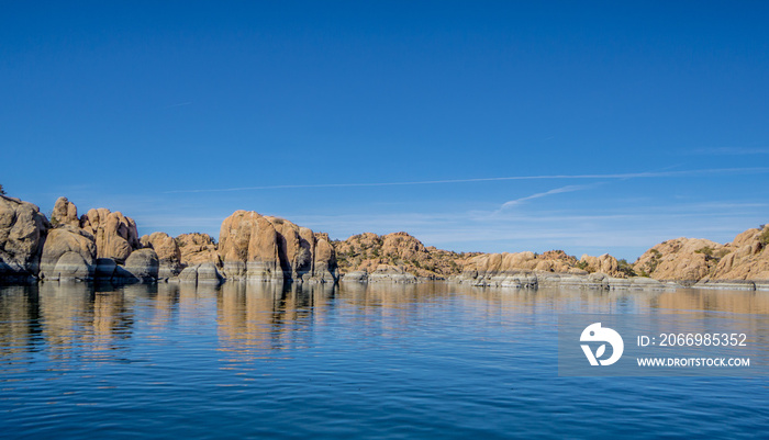 Amazing Lake in the middle of Arizona. Watson Lake!