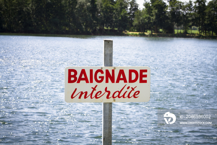 panneau baignade interdite