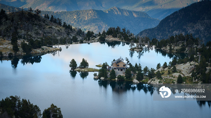 Josep Maria Blanc hut (Aigüestortes i Estany de Sant Maurici National Park, Catalonia, Spain, Pyrenees)