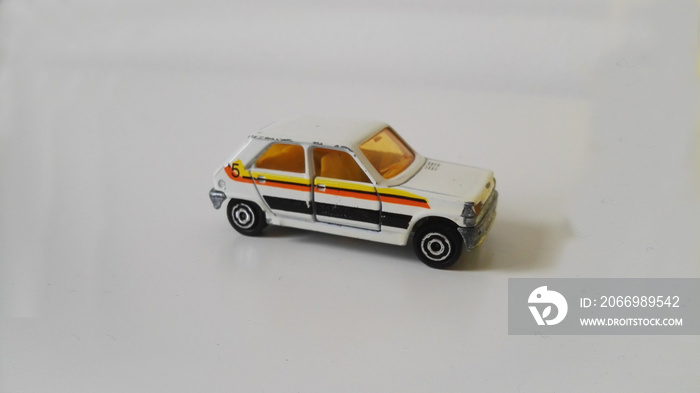 Renault 5 Majorette toy model car