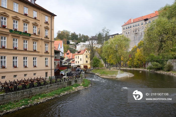 捷克克鲁娒洛夫老城(Krumlov) 伏尔塔瓦河