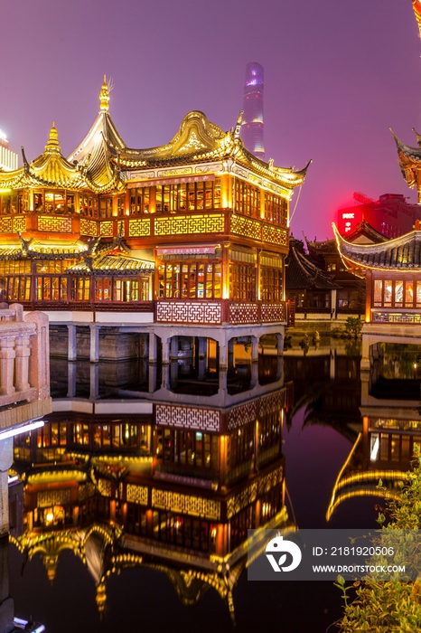 上海外滩城隍庙夜景